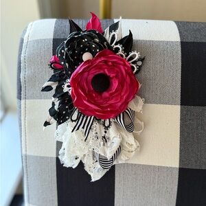 Women’s custom flower pins